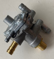 Luftventil Kawasaki ZXR750/R OEM 16126-1272/16126-1241 Neu.