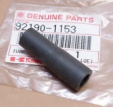 Benzinschlauch 921901153 Kawasaki ZX6-R/ZX-9R/ZZR1100 Neu.